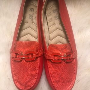 Women’s comfortable loafers